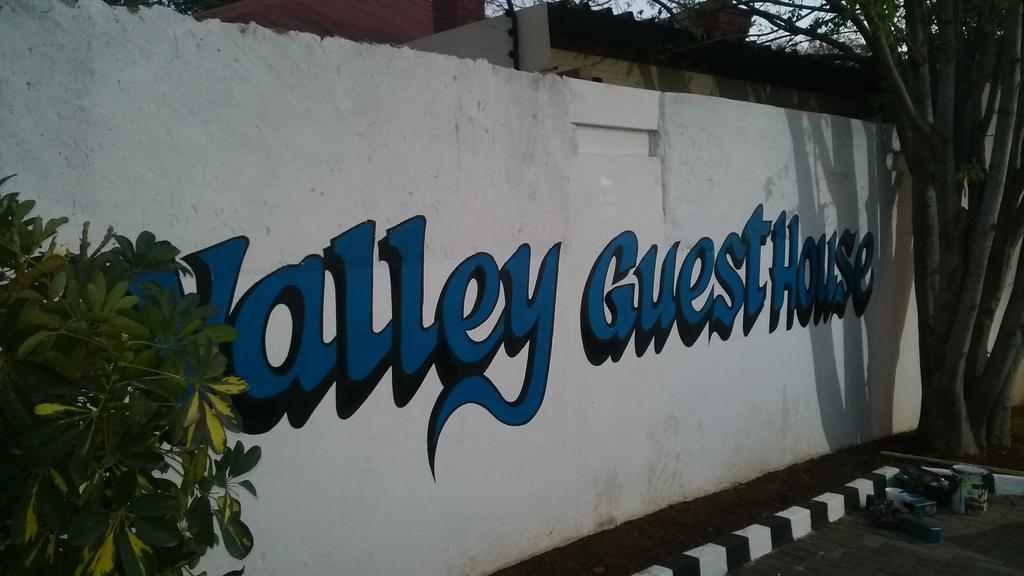 Valley Guest House Pretoria-Noord Eksteriør bilde