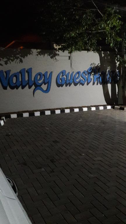 Valley Guest House Pretoria-Noord Eksteriør bilde